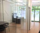 Mamparas para Oficinas y comercios.