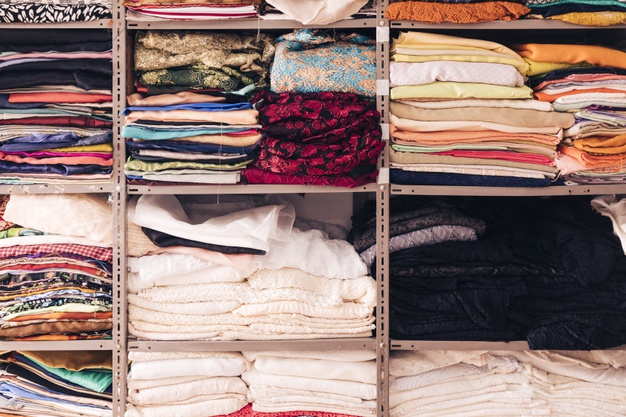 Retrato A gran escala Todavía Cómo organizar un almacén de ropa | MC Comercial ®